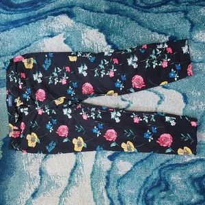 OLD NAVY SIZE 14 FLORAL CHINOS